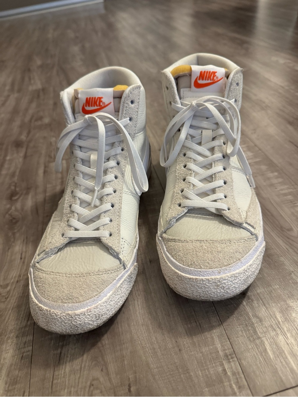 Nike Men’s High Top Blazers M7.5/W9